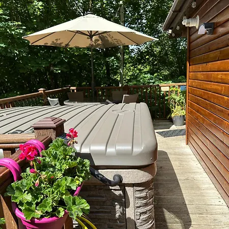 Feriehus Owls House - With Hot Tub- District Windermere