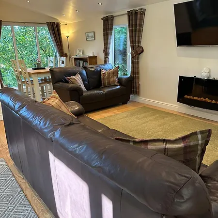 Holiday home Owls House - With Hot Tub- District *