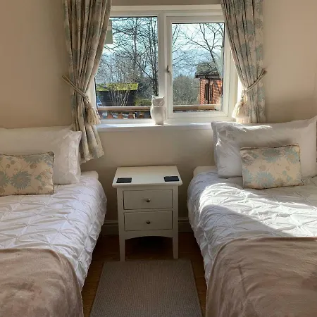 Owls House - With Hot Tub- District * Windermere