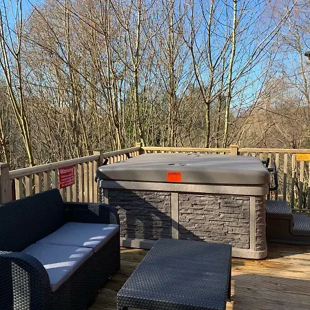 Деревянный коттедж Owls House, White Cross Bay, Ambleside,